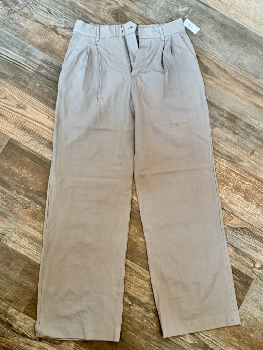 Gap Women’s Pleated Wide-Leg Pants - Taupe - NWT